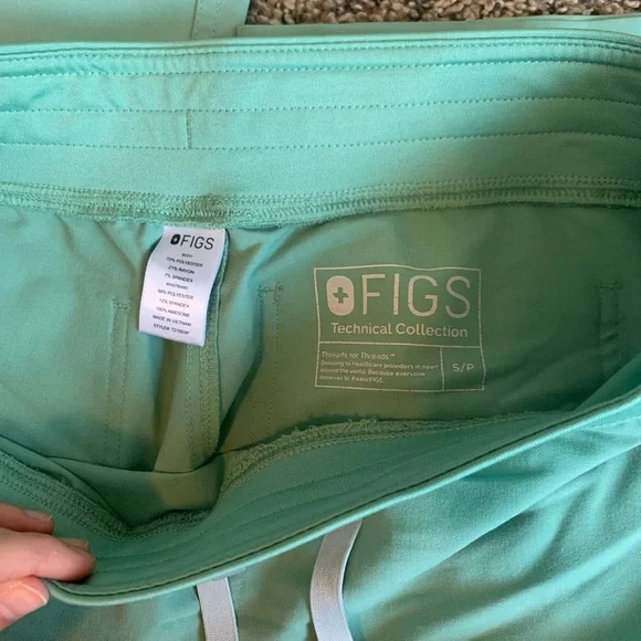 Figs Small Petite Jade Livingston Pants - Picture 2 of 4